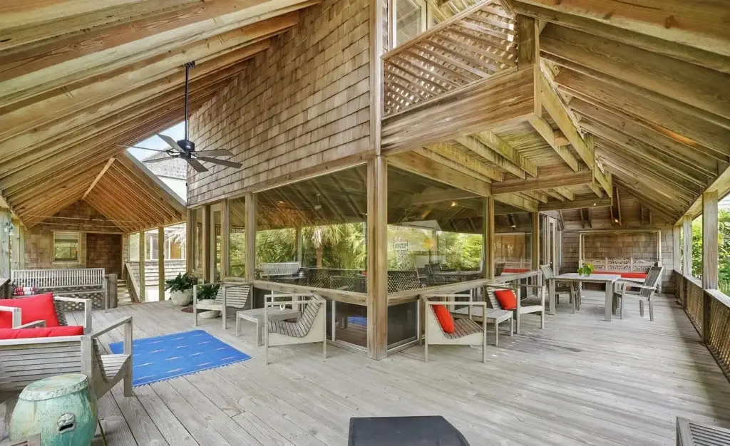 Outer Banks Deck and Fence Contractor